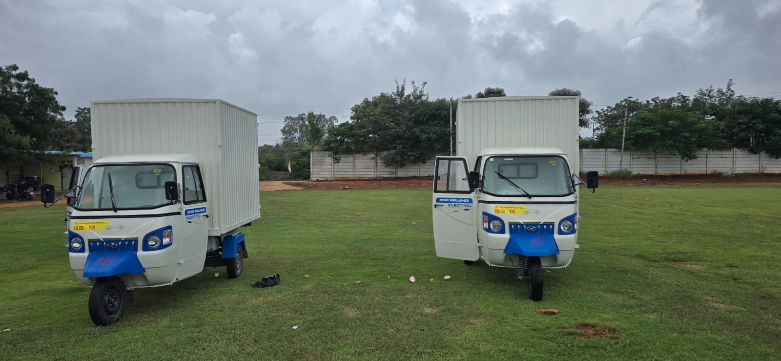 Shreeva Logistics Mahindra Zor EV cargo vehicles ready for deployment